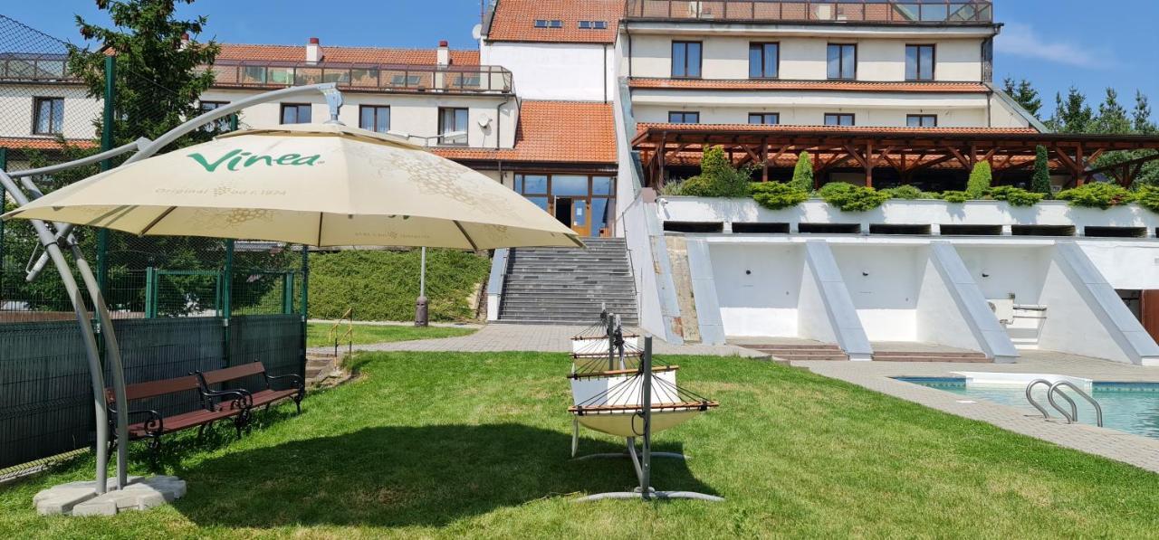 Hotel Berounka Hrebecniky Exterior foto